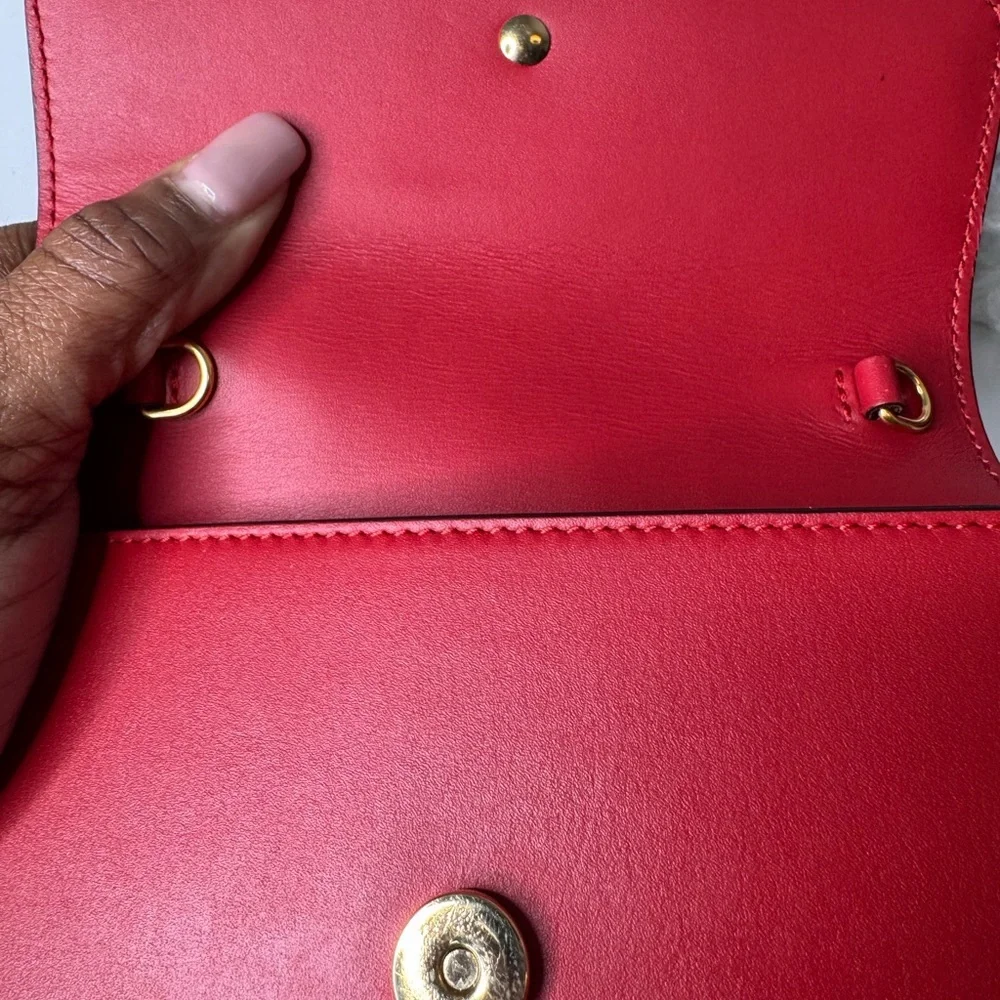 Gucci this authentic